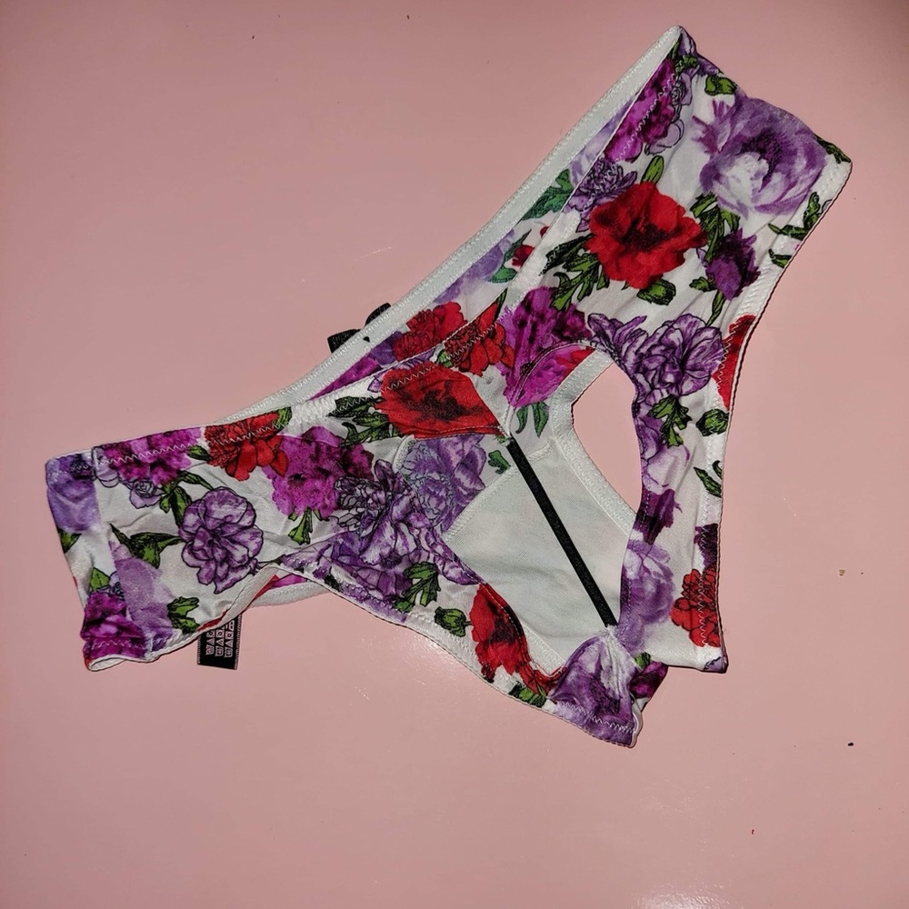 Victoria secret Cheeky panties set size Extra Small NIP - Picture 5 of 11